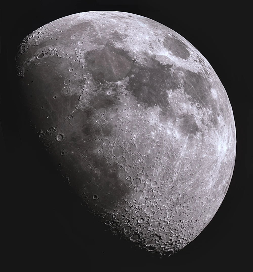 The Moon in high resolution